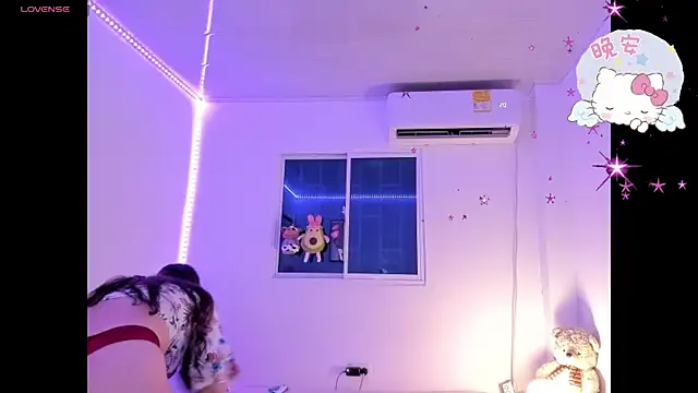 MollyG18 online show from October 2, 2025, 3:43 am