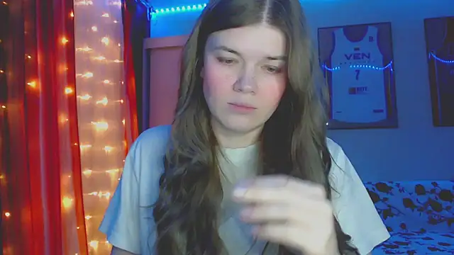 Snapshot of Klementa chatting on October 22, 2025, 7:24 pm Klementa online show from October 22, 2025, 7:24 pm