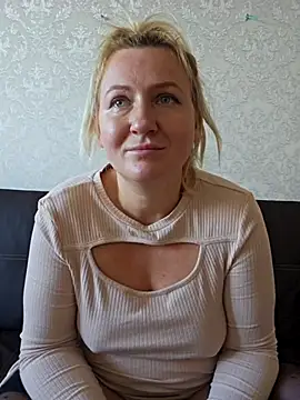 Marushka online show from October 1, 2025, 9:25 am