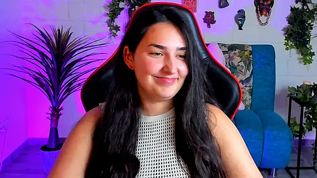 CeceliaJohnson online show from March 7, 2025, 8:02 am