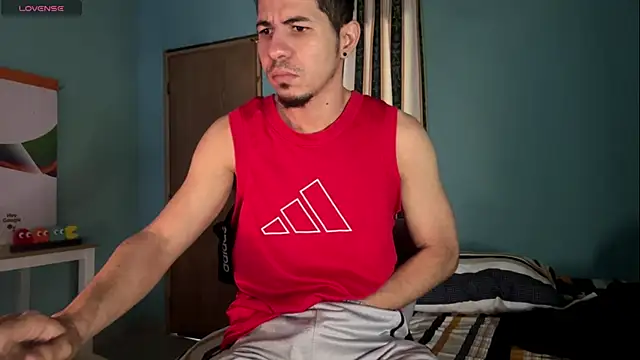 Snapshot of steven_clain chatting on May 17, 2026, 12:05 pm steven clain online show from May 17, 2026, 12:05 pm
