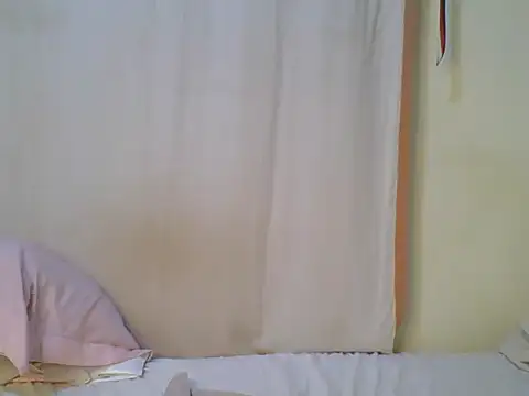 cute lavenda online show from April 3, 2026, 9:10 pm