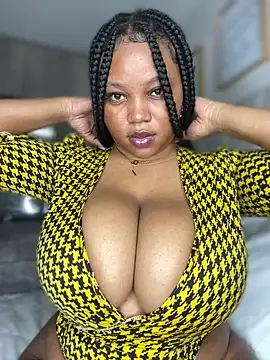 Hyra Ari online show from March 14, 2026, 8:04 pm