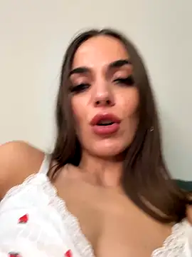Snapshot of Bad_Giorgia chatting on September 8, 2025, 2:49 pm Bad Giorgia online show from September 8, 2025, 2:49 pm