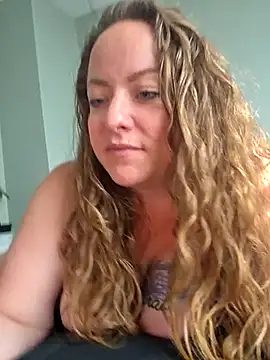 julimonroe online show from February 25, 2026, 4:29 pm