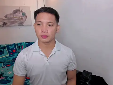 xSebastian19 online show from December 22, 2025, 10:32 pm