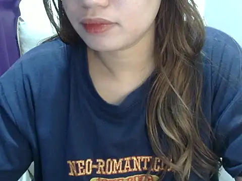    zurIII09  online show from February 22, 2026, 10:39 am