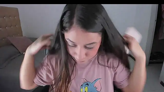 EmmaGrace1999 online show from December 6, 2024, 11:16 am