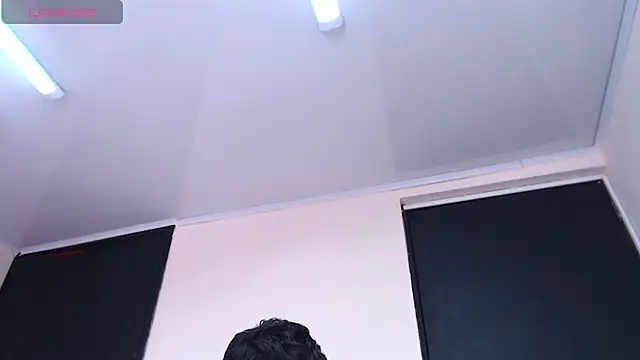 bad giirl  online show from December 18, 2024, 3:55 pm