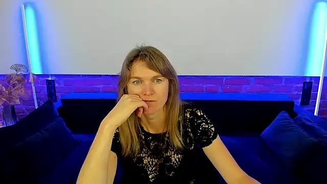 Anabell xxx online show from October 13, 2025, 3:46 pm