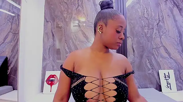 HellenJohansson online show from March 3, 2026, 7:32 pm