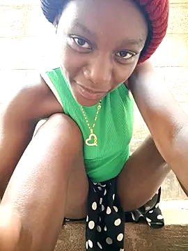 Snapshot of Petite_li chatting on November 22, 2025, 7:40 am Petite li online show from November 22, 2025, 7:40 am