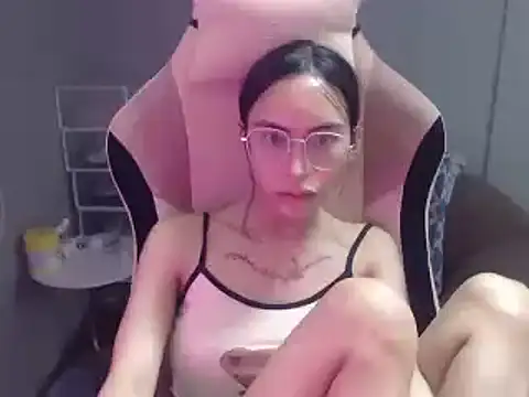 sexybigcockandtits online show from February 20, 2025, 1:40 pm