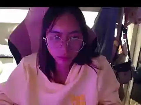 sexybigcockandtits online show from December 12, 2024, 8:53 pm