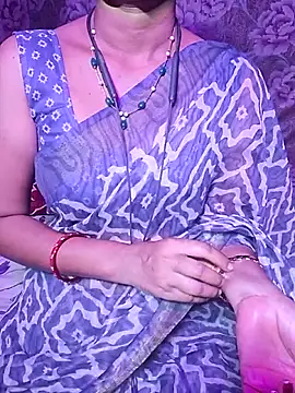 XBHUUME online show from October 8, 2025, 4:08 pm