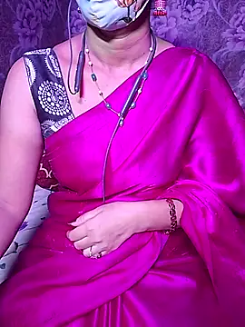 XBHUUME online show from October 6, 2025, 5:02 pm