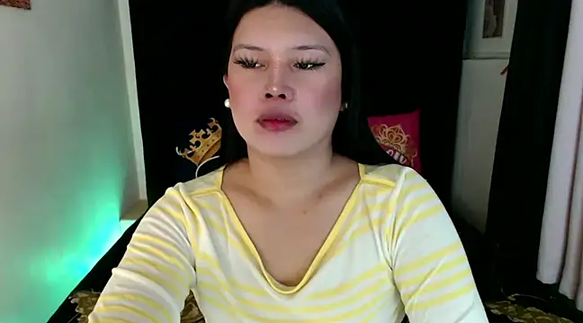 Snapshot of Angelic_Fuckerxxx chatting on February 13, 2025, 6:30 am Angelic Fuckerxxx online show from February 13, 2025, 6:30 am