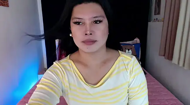 Snapshot of Angelic_Fuckerxxx chatting on March 23, 2025, 3:43 am Angelic Fuckerxxx online show from March 23, 2025, 3:43 am