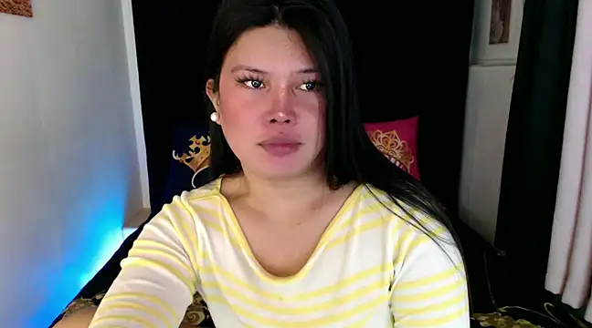 Snapshot of Angelic_Fuckerxxx chatting on February 15, 2025, 4:14 am Angelic Fuckerxxx online show from February 15, 2025, 4:14 am
