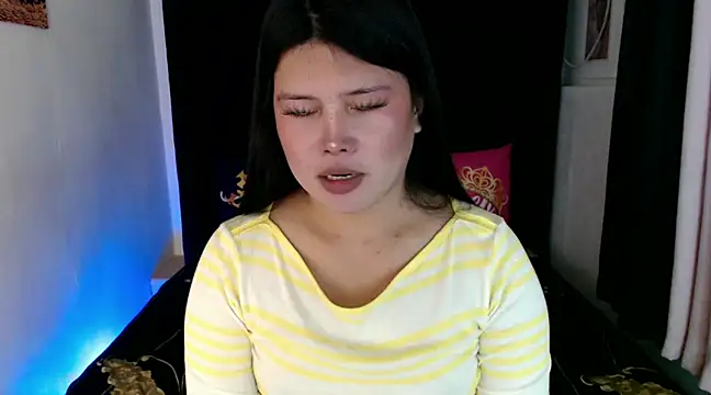 Snapshot of Angelic_Fuckerxxx chatting on February 14, 2025, 8:21 am Angelic Fuckerxxx online show from February 14, 2025, 8:21 am