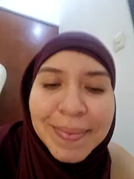 Snapshot of MatchedEyebrow chatting on February 26, 2025, 11:30 pm MatchedEyebrow online show from February 26, 2025, 11:30 pm