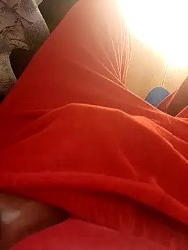 feet toes online show from May 19, 2026, 6:53 am