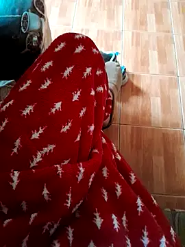 feet toes online show from March 17, 2025, 6:07 am