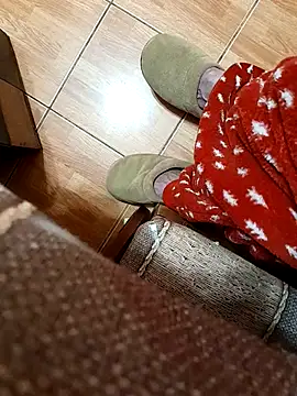 feet toes online show from March 16, 2025, 12:56 am