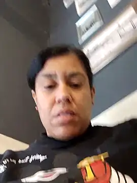 Molly newman6 online show from March 10, 2026, 12:31 pm