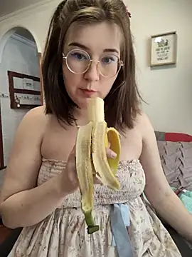 HunnyyLove online show from October 4, 2025, 2:29 pm