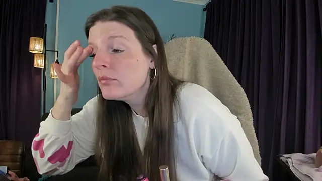 Kelly Carolina online show from February 10, 2026, 12:26 pm