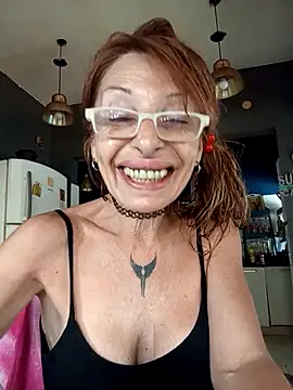 Snapshot of FrozenWaffle chatting on February 15, 2026, 2:38 pm FrozenWaffle online show from February 15, 2026, 2:38 pm