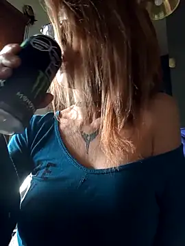 FrozenWaffle online show from April 6, 2026, 3:13 pm