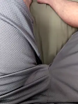 MrandMrsHaze online show from November 6, 2025, 8:13 pm