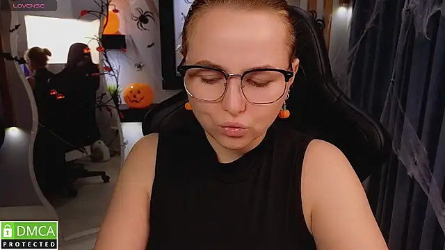 Mira Mermayd online show from October 27, 2025, 8:15 am