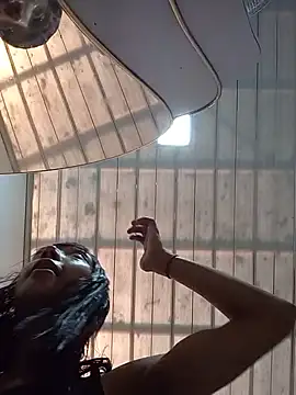 Karmakuro online show from February 21, 2026, 3:03 pm