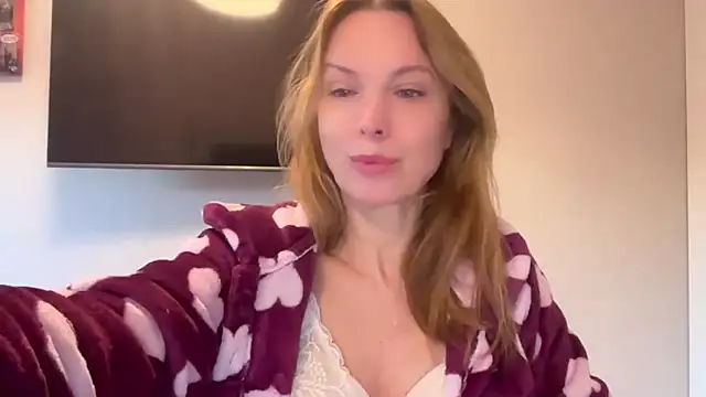 RachellAmazing online show from March 18, 2025, 6:17 am