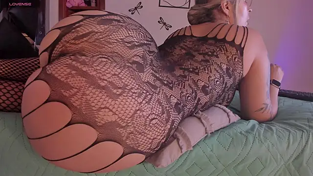 MarStonee online show from February 3, 2025, 1:19 am