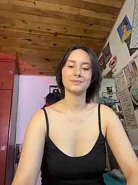 Snapshot of bellaa-w chatting on March 29, 2026, 10:33 pm bellaa-w online show from March 29, 2026, 10:33 pm
