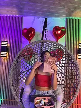 brenda moris01 online show from February 20, 2026, 10:33 pm