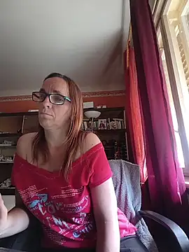Dettybitch40 online show from June 2, 2026, 12:38 pm
