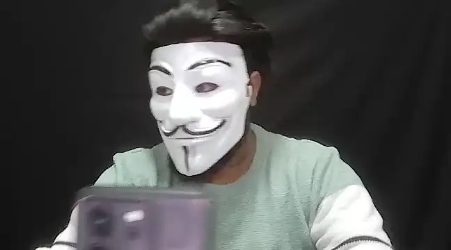 LittleprincesLinda online show from December 7, 2024, 9:00 am