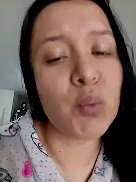 Snapshot of Arisha34 chatting on February 18, 2026, 5:42 pm Arisha34 online show from February 18, 2026, 5:42 pm