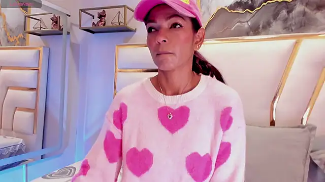 HannaPetit online show from January 18, 2026, 11:46 am