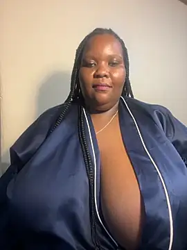 Michyboldy online show from October 28, 2025, 11:36 pm