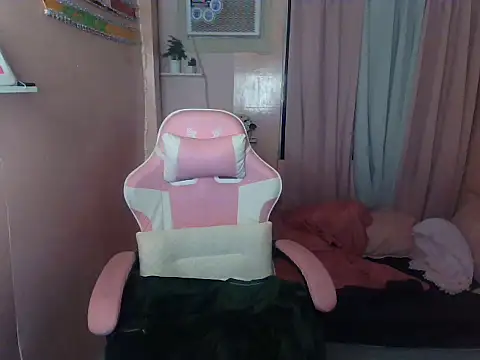 young salsalita online show from April 13, 2026, 12:09 pm