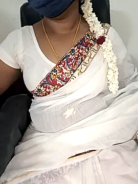 Snapshot of Tamil-hotwife chatting on October 4, 2025, 4:52 pm Tamil-hotwife online show from October 4, 2025, 4:52 pm