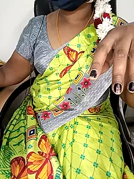 Snapshot of Tamil-hotwife chatting on March 4, 2025, 12:44 pm Tamil-hotwife online show from March 4, 2025, 12:44 pm