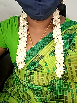 Snapshot of Tamil-hotwife chatting on September 10, 2025, 4:39 pm Tamil-hotwife online show from September 10, 2025, 4:39 pm