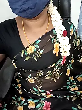 Snapshot of Tamil-hotwife chatting on October 1, 2025, 5:06 pm Tamil-hotwife online show from October 1, 2025, 5:06 pm